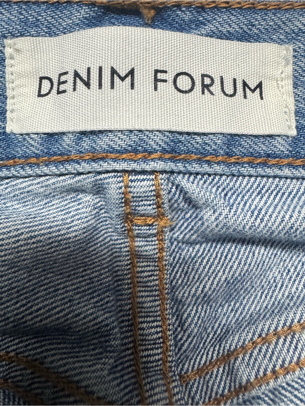 Aritzia Denim Forum Marlene High Rise Wide Leg Flare Jeans Light Wash Size 31 - Picture 5 of 9